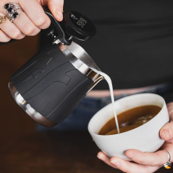 Flair Milk Pitcher – piena putošanas krūze