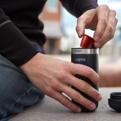 Wacaco NanoPresso (melns) + Nespresso adapteris - Lietots Wacaco NanoPresso (melns) + Nespresso adapteris - Lietots