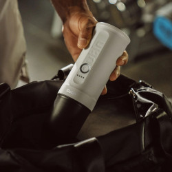 OutIn Nano 2 (Pearl white) — ceļojumu kafijas automāts