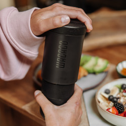 Wacaco „Prestina“ (coal black) – pārnēsājams kafijas pagatavotājs